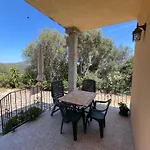 Con Vista Panoramica A -levante & Grecale Con Giardino E Parcheggio Όλμπια