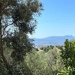 Con Vista Panoramica A -levante & Grecale Con Giardino E Parcheggio Appartement *