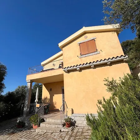Con Vista Panoramica A -levante & Grecale Con Giardino E Parcheggio Appartement Olbia